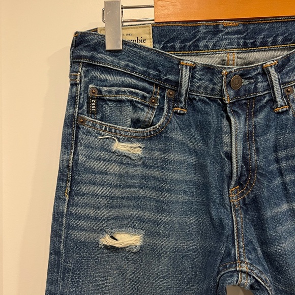 Abercrombie & Fitch Blue Skinny Jeans with Distressed Details - Picture 2 of 16
